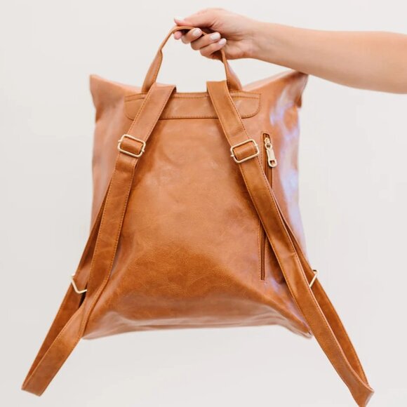 Reese Backpack Oversized by Modern and Chic in Gray Vegan Leather NWT main image 5